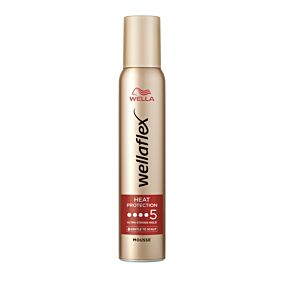 WELLAFLEX αφρός μαλλιών Heat Protection για πολύ δυνατό κράτημα 200ml